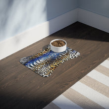 Carica l&#39;immagine nel visualizzatore di Gallery, Designer Blue Animal Print Style Pet Feeding Mats