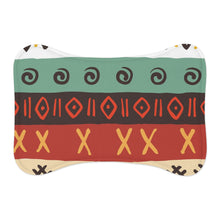 Laden Sie das Bild in den Galerie-Viewer, Designer Stye Tribal Art Pet Feeding Mats