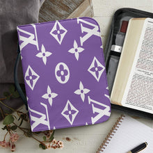Laden Sie das Bild in den Galerie-Viewer, Designer Purple. Bible Cover