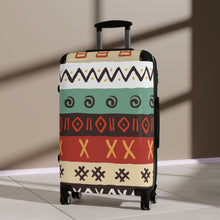 Laden Sie das Bild in den Galerie-Viewer, Designer Tribal Art Suitcase