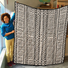 Load image into Gallery viewer, Designer Tribal Black and White Lightweight &amp; Breathable Quilt With Edge-wrapping Strips