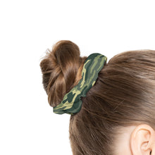 Cargar imagen en el visor de la galería, Designer Green Camouflage Summer Scrunchie