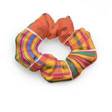 Cargar imagen en el visor de la galería, Designer African Kente Style Summer Scrunchie