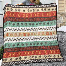 Laden Sie das Bild in den Galerie-Viewer, Designer Tribal Art Style Lightweight &amp; Breathable Quilt With Edge-wrapping Strips