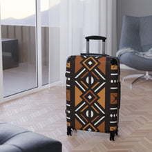 Laden Sie das Bild in den Galerie-Viewer, Designer Mudcloth Style Suitcase