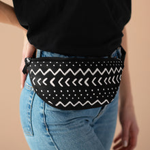 Load image into Gallery viewer, Tribal Art Fanny Pack