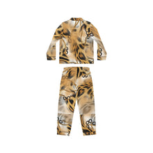 Laden Sie das Bild in den Galerie-Viewer, Wild Leopard Art Women&#39;s Satin Pajamas