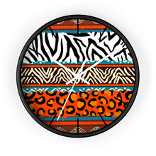 Carica l&#39;immagine nel visualizzatore di Gallery, Simply Tribal Art Designer Wall clock