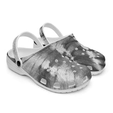 Load image into Gallery viewer, Tye Dyed Clogs